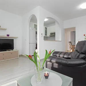  Apartment Koraca B4